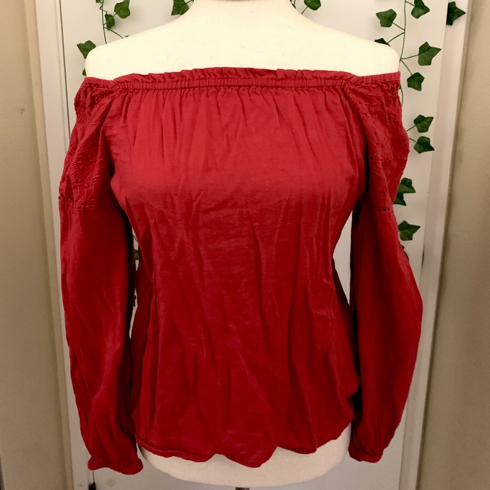 Red Old Navy Off Shoulder Eyelet Lace Top